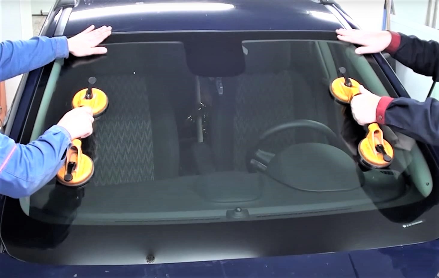 Замена лобового стекла