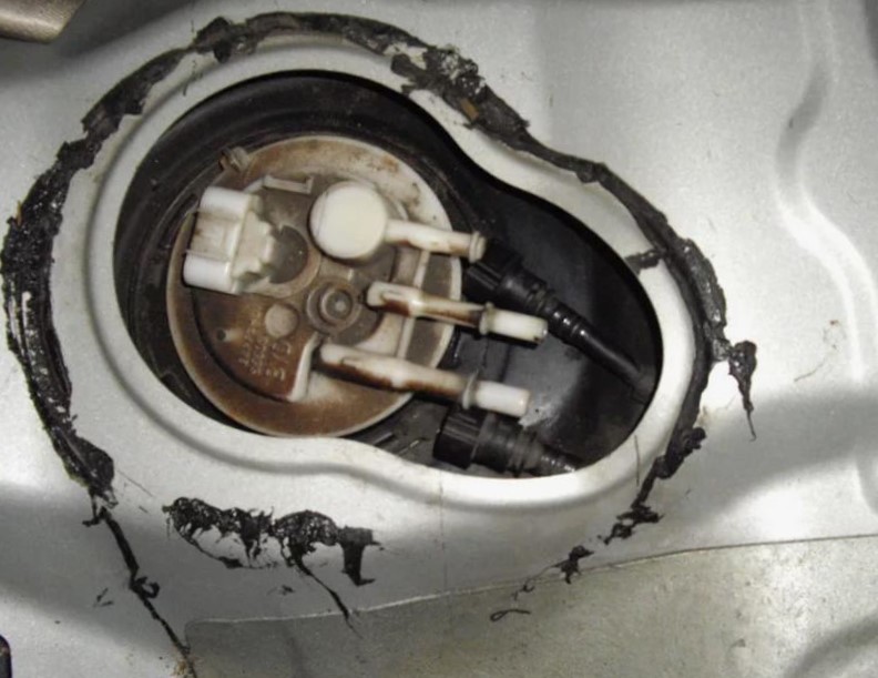 замена бензонасоса хавал