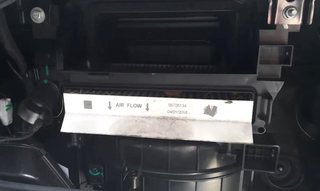 замена фильтра салона Хавал Н6