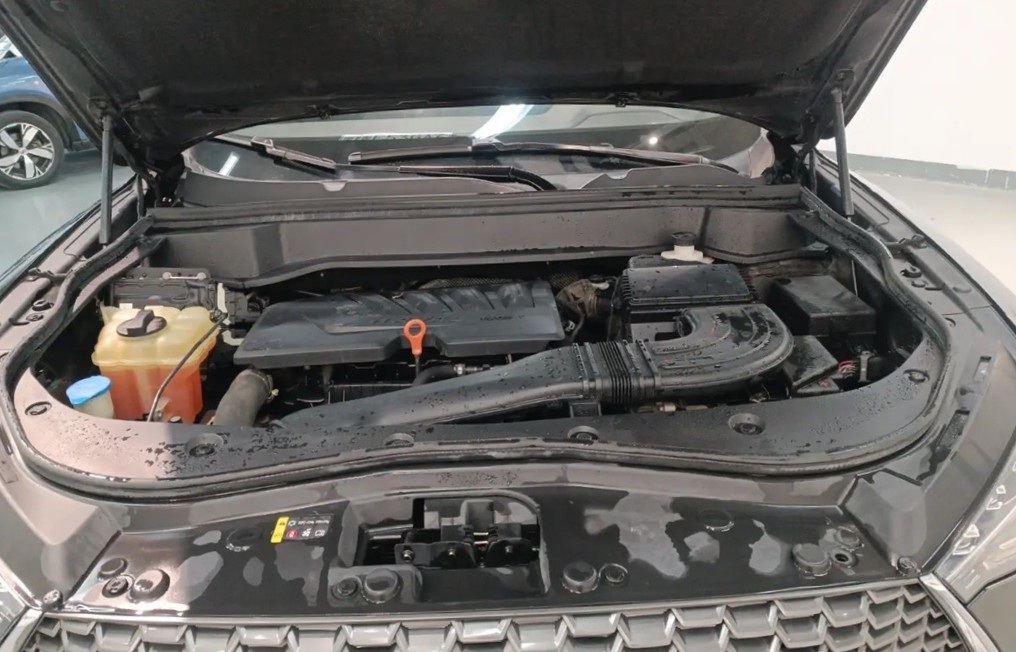 Двигатель готовится к ремонту