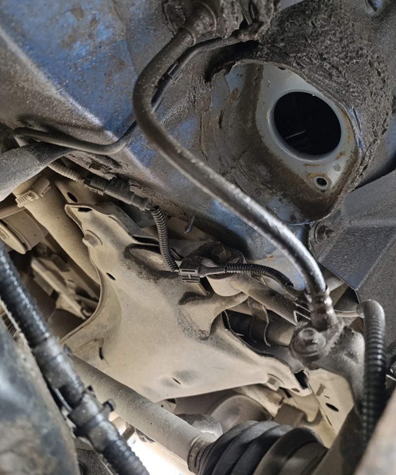 Замена амортизаторов Haval F7