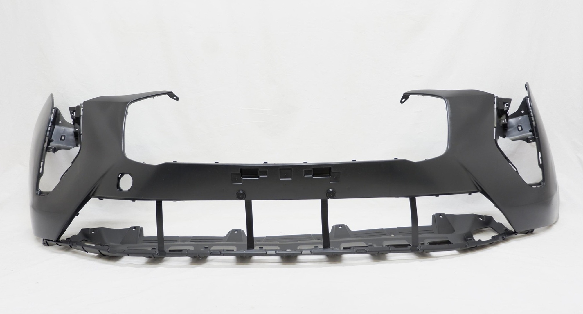 Новая панель бампера