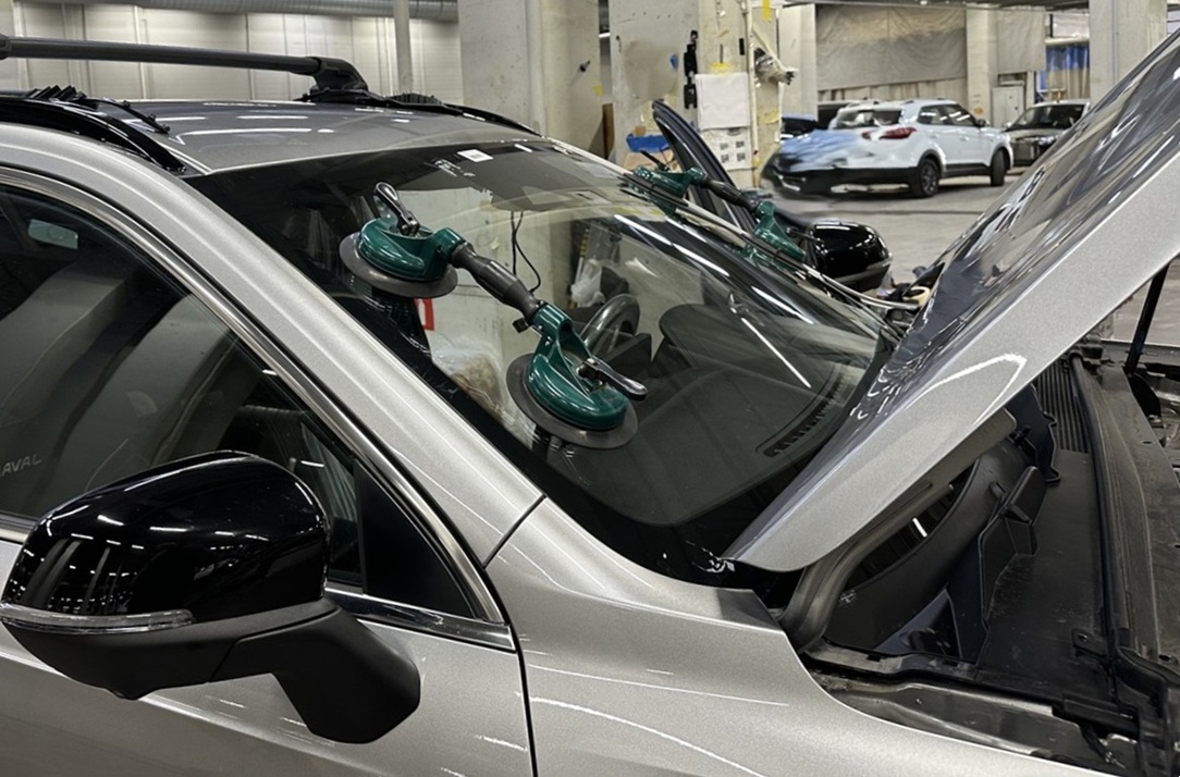 Замена лобового стекла Haval Jolion