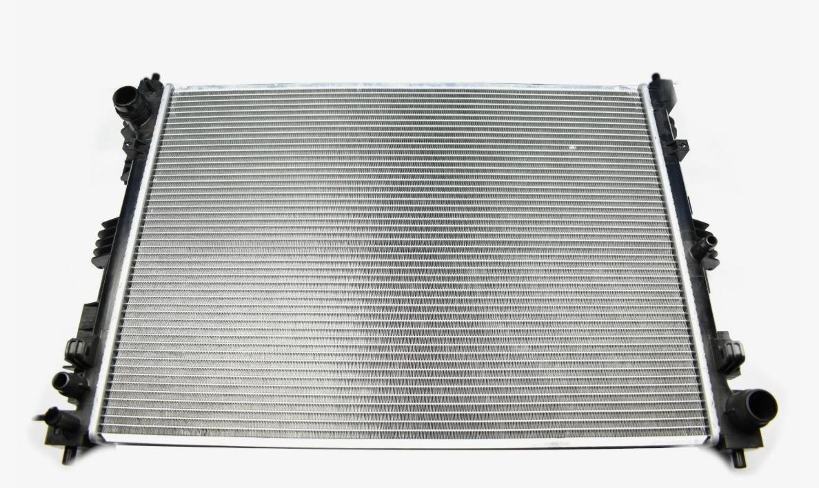 новый радиатор охлаждения