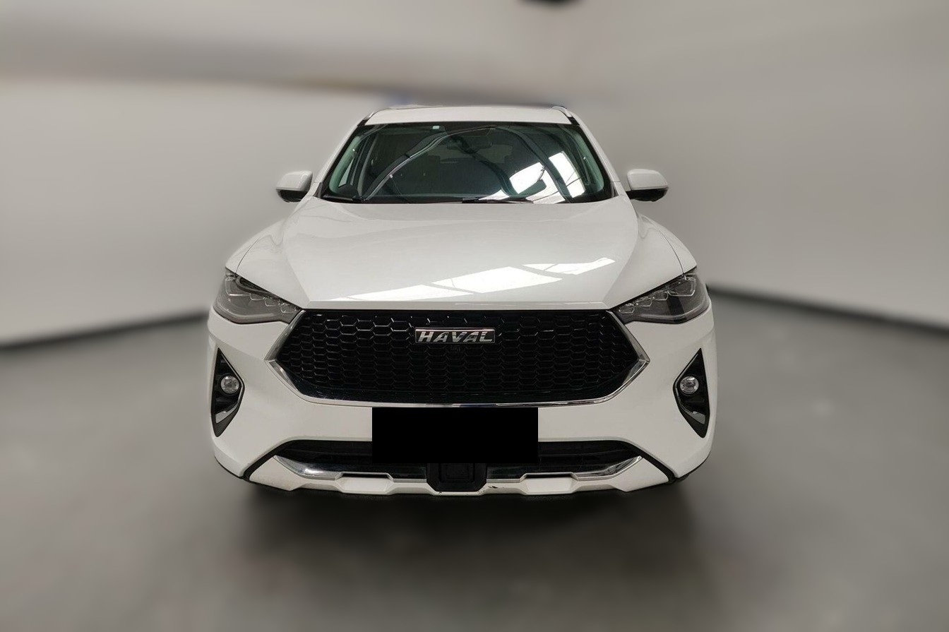 Haval F7 в автотехцентре после замены радиатора печки в автотехцентре