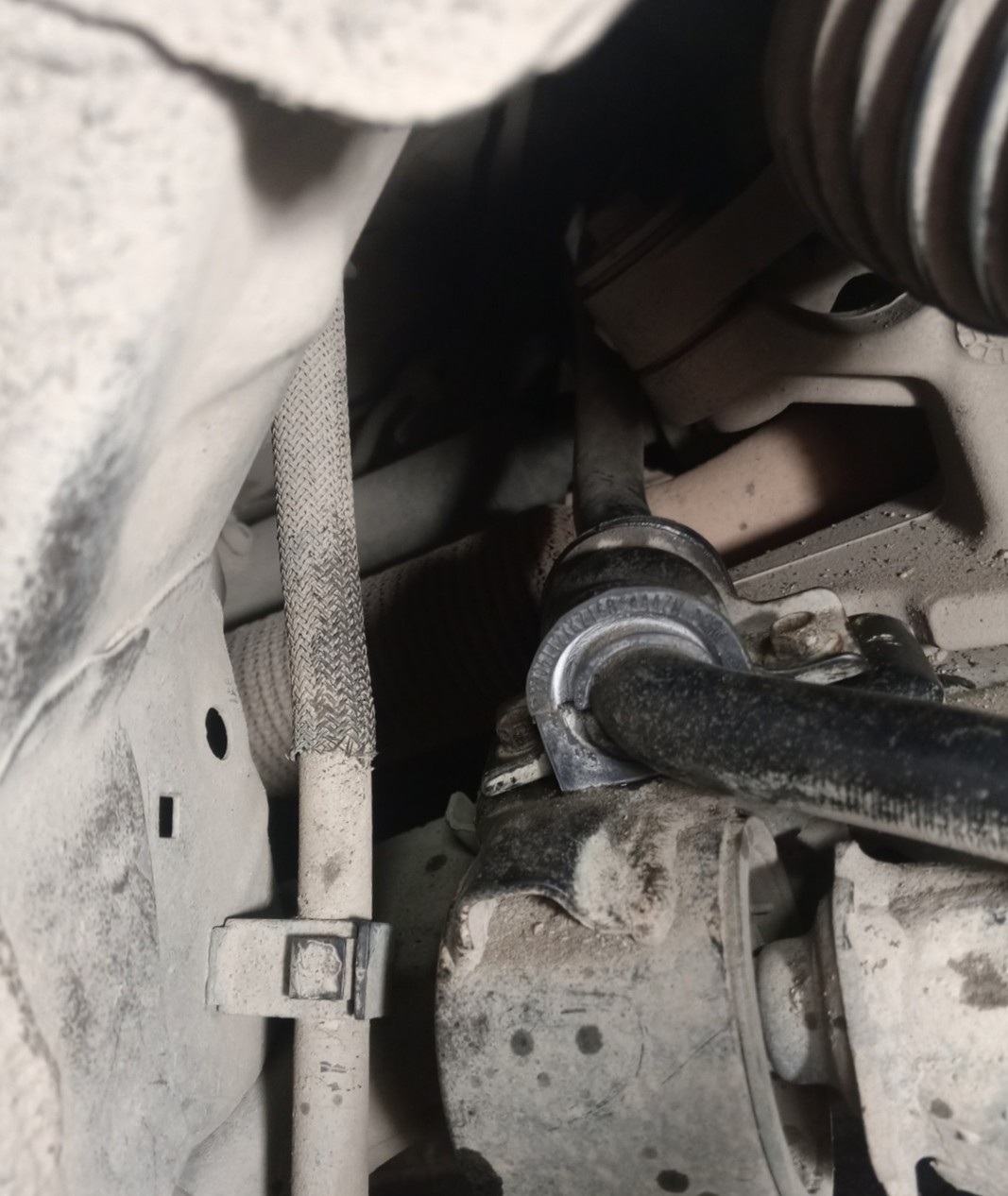 Замена втулок стабилизатора Haval F7