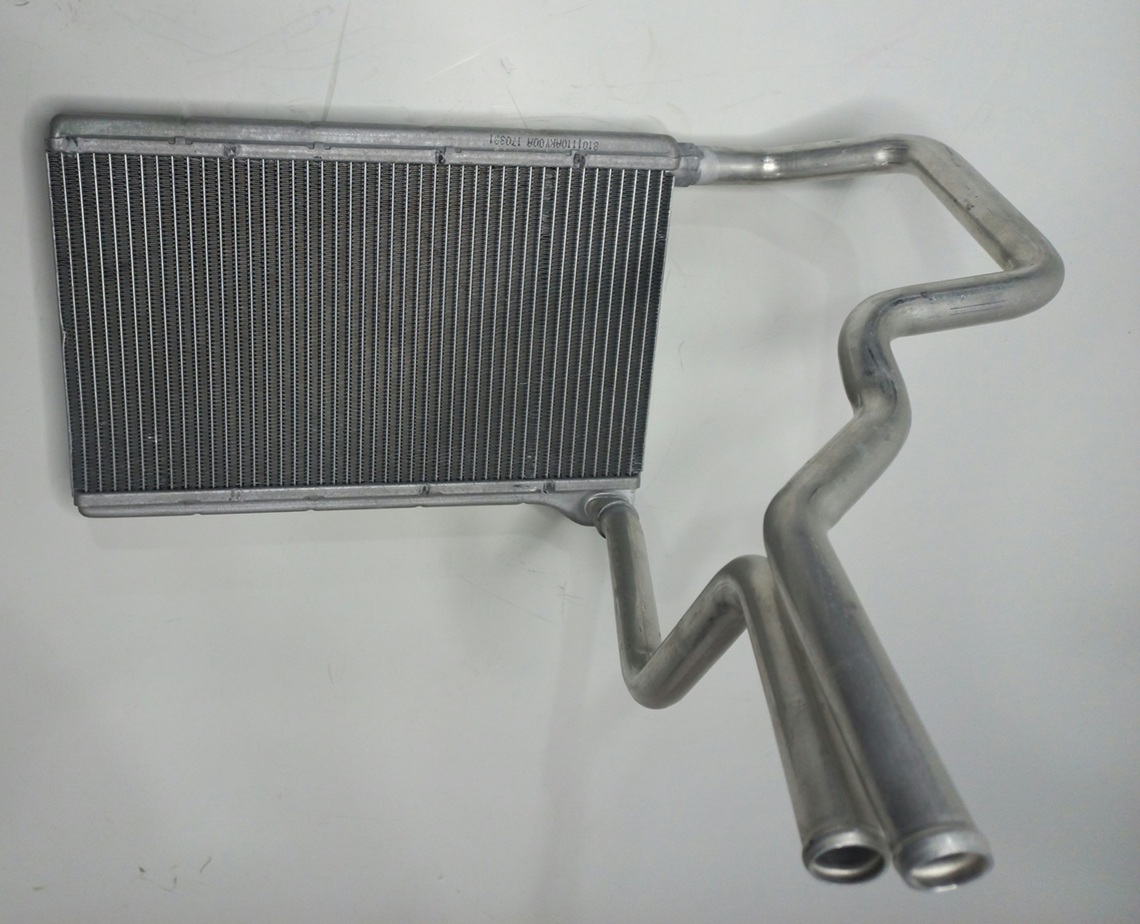 Новый радиатор отопителя салона