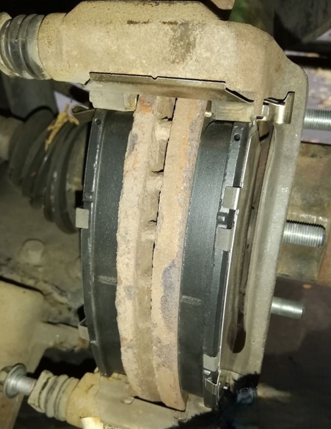 Замена тормозных колодок Haval H5