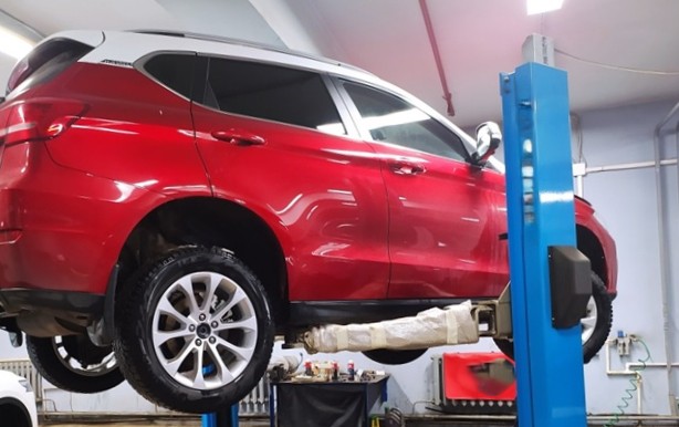 Подготовка к замене заднего сальника коленвала Haval в автотехцентре